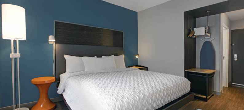 密尔沃基市中心希尔顿特鲁酒店(Tru by Hilton Milwaukee Downtown)图片