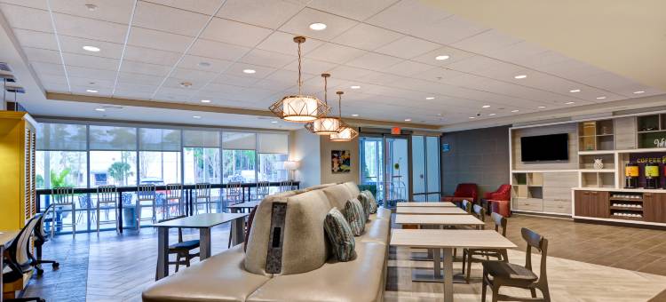 代托纳比奇赛车场希尔顿惠庭酒店(Home2 Suites by Hilton Daytona Beach Speedway)图片