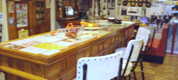 Relax & Revisit your Yesterdays with a Retro Staycation!图片