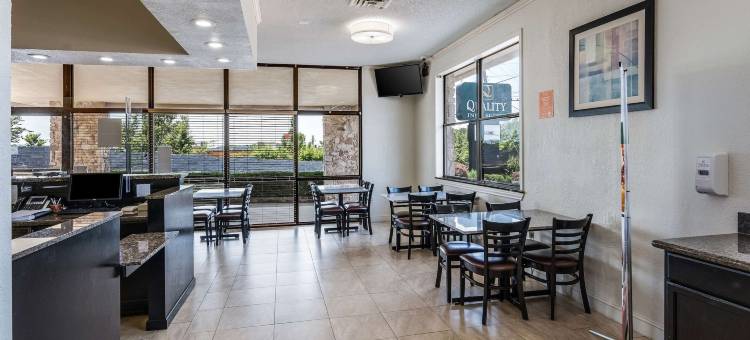 温泉城 - 汉密尔顿湖凯艺套房酒店(Quality Inn & Suites Hot Springs - Lake Hamilton)图片