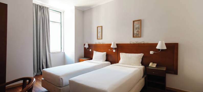 阿露比雅格兰德彭沙住宅酒店(Grande Pensão Residencial Alcobia)图片