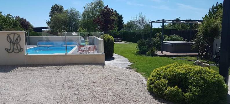 玛丽巴罗公寓(Gite - Studios Marie Barrault)图片