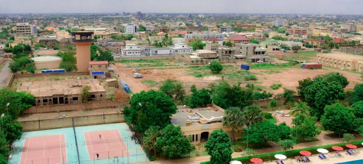 兰卡斯特瓦家2000(Lancaster Ouaga 2000)图片