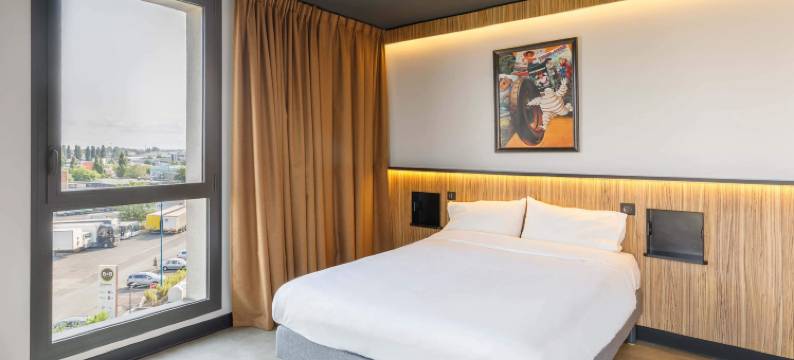 B＆B酒店克莱蒙费朗A71/A75 La Méridienne(B&B Hotel Clermont-Ferrand A71-A75 la Méridienne)图片