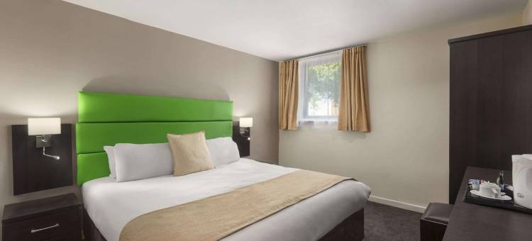 伯明翰奥尔德伯里温德姆华美达酒店(Ramada by Wyndham Oldbury Birmingham)图片