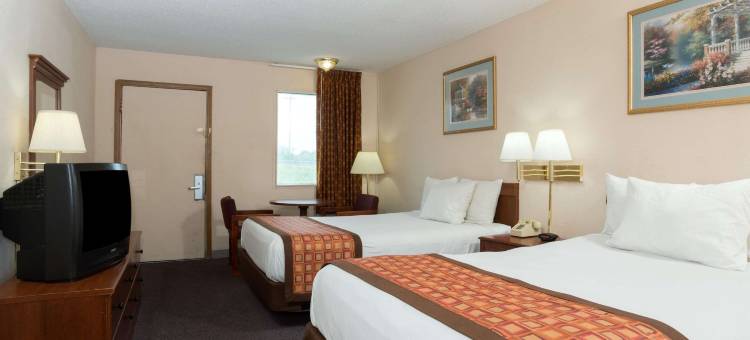 印第安纳波利斯东波斯特路温德姆戴斯酒店(Days Inn by Wyndham Indianapolis East Post Road)图片