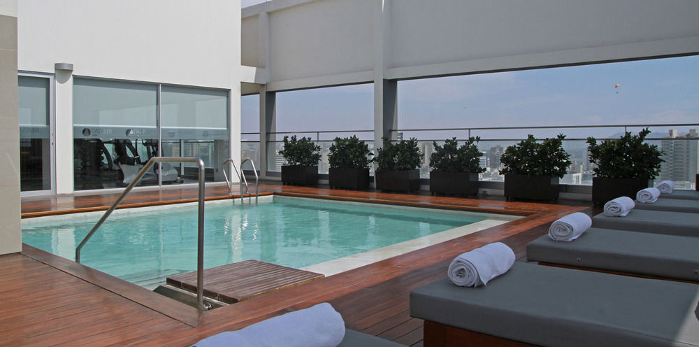 Dazzler by Wyndham Lima Miraflores Over view