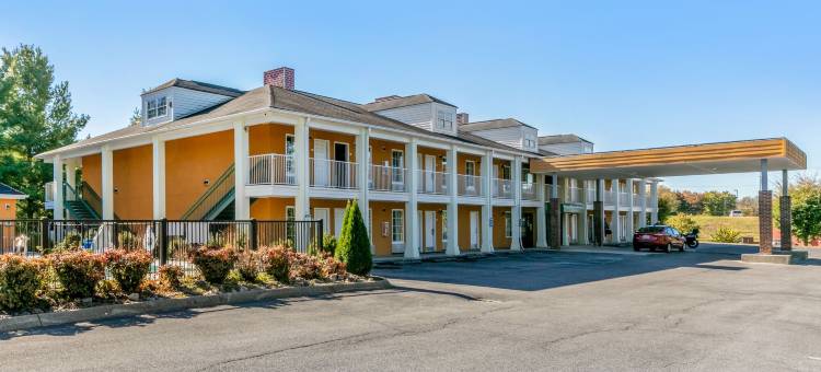 约翰逊城 I-26 17 号出口凯艺酒店(Quality Inn Johnson City I-26 Exit 17)图片