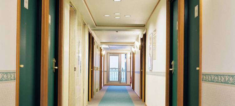 东广岛站前旁旅馆(Toyoko Inn Higashi Hiroshima Ekimae)图片