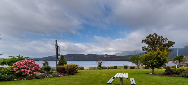 湖滨汽车旅馆公寓(Lakeside Motel & Apartments)图片