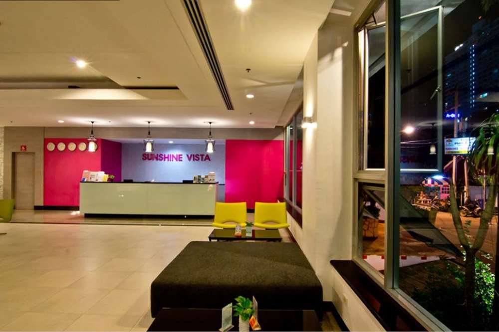 Sunshine Vista Hotel Over view