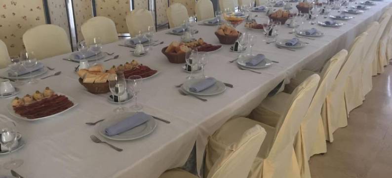 蒙罗伊阿隆索酒店(Hotel Alonso de Monroy)图片