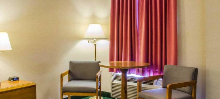 米夫林镇伊克诺旅馆(Econo Lodge)图片