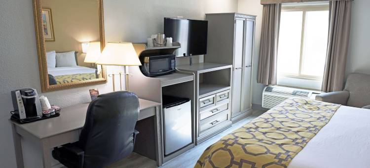 巴斯托66号公路呗盟套房酒店(Baymont by Wyndham Barstow Historic Route 66)图片