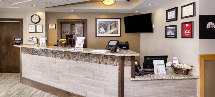 灰狼套房酒店(Gray Wolf Inn & Suites)图片