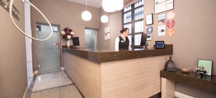 圣安娜珀蒂宫马克斯酒店(Petit Palace Marques Santa Ana)图片