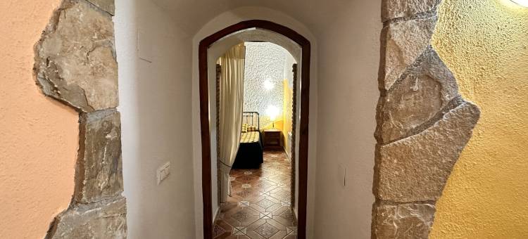 库埃瓦斯拉格兰哈酒店(Cuevas la Granja)图片
