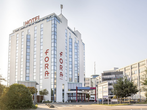 美居汉诺威福拉酒店