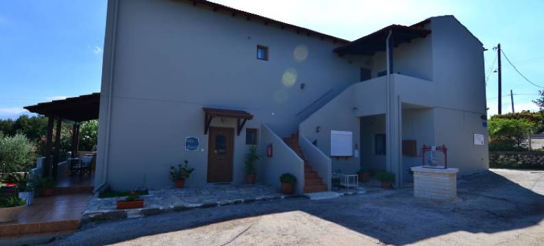 埃里安索斯别墅(Elianthos Villas)图片