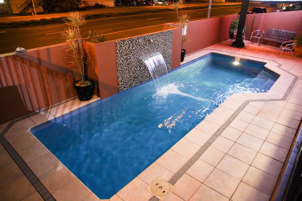 Rocky Resort Motor Inn Over view