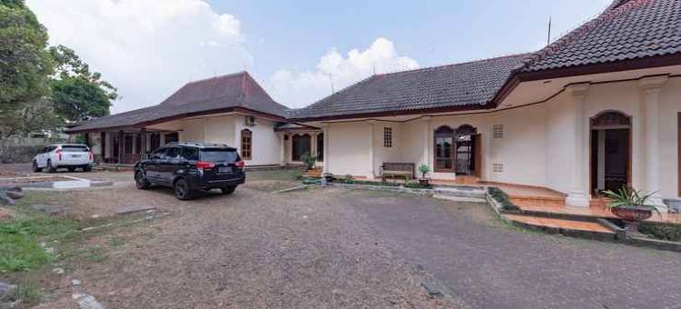 RedDoorz Plus at Wisma Kenanga Sukabumi图片