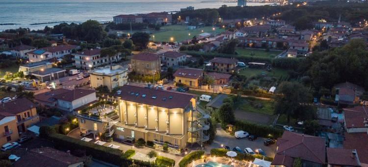 蒂兹雅娜酒店(Hotel Villa Tiziana)图片