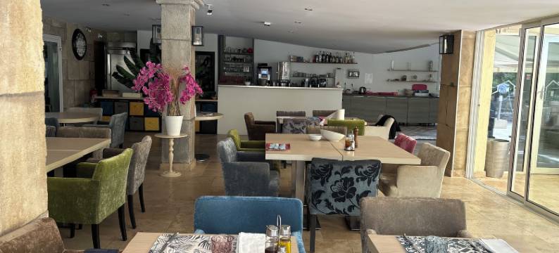 拉马东娜(La Madone)图片