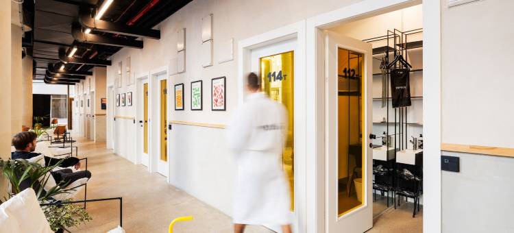 WOM海滩舱酒店(Wom Beach Pod Hotel)图片