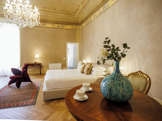 PALAZZO DELLA BIANCA- 皇家体验