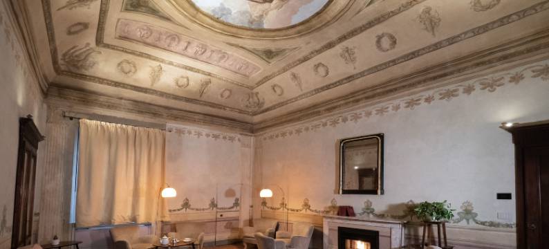 德尔科托套房酒店(Delcorto Suites)图片