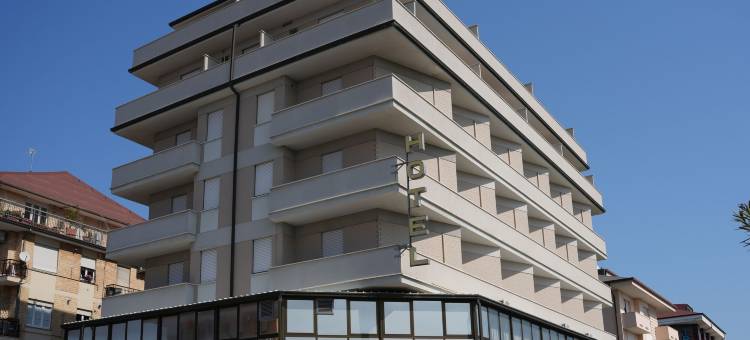 里维埃拉酒店(Hotel Riviera)图片