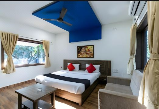 Bright View Cottage Hotel Overview