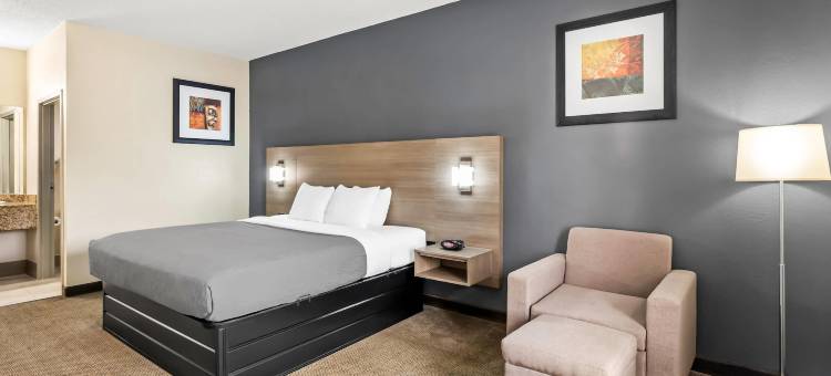 坎贝尔堡凯艺酒店(Quality Inn Oak Grove Fort Campbell)图片