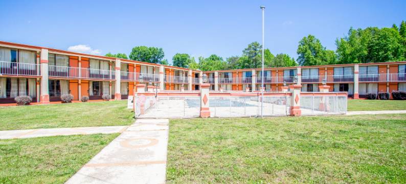 OYO酒店-格林斯伯勒东I40(OYO Hotel Greensboro East I 40)图片