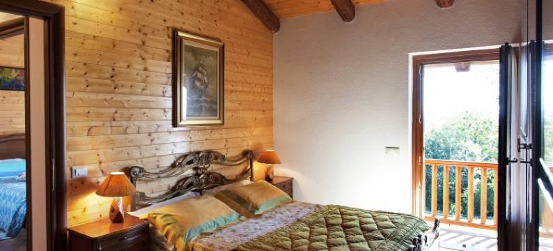 Apartment in Netro with Balcony and Views图片