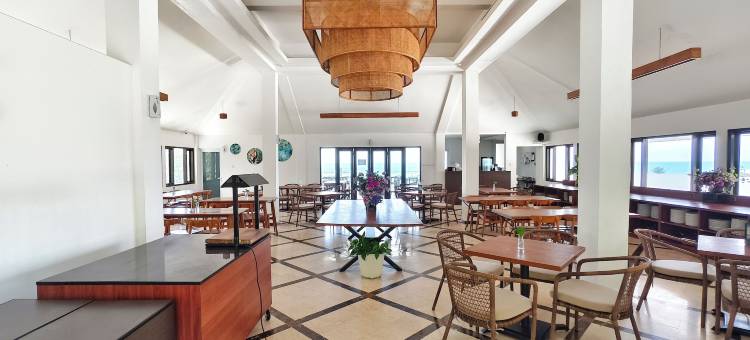 西湾酒店(The West Cove Hotel)图片