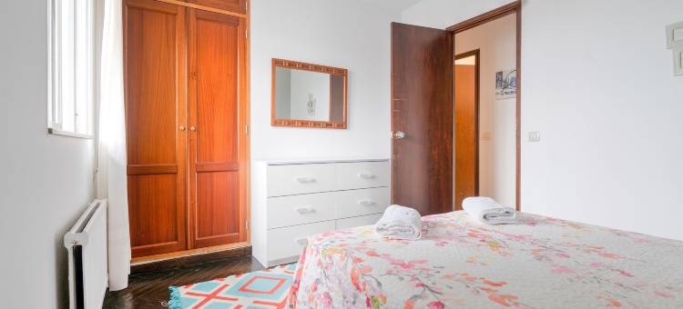 Belvilla by OYO Apartamento Avenida RosalAa图片