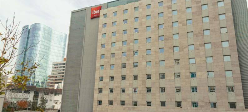 宜必思圣地亚哥拉斯孔德斯酒店(Ibis Santiago Las Condes)图片