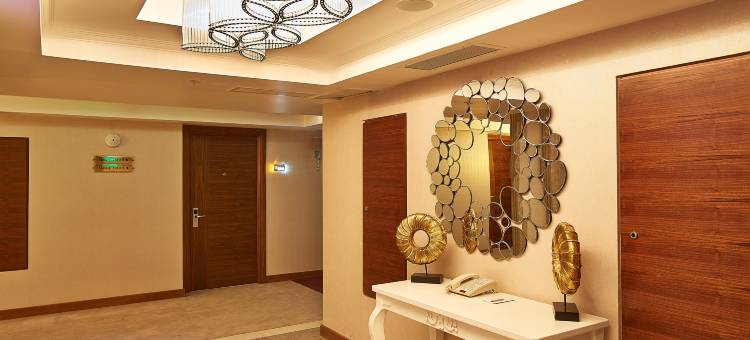 伊兹密尔阿尔桑贾克希尔顿逸林酒店(DoubleTree by Hilton Izmir - Alsancak)图片