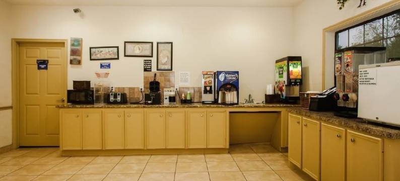 皇宫酒店(Scottish Inn & Suites)图片