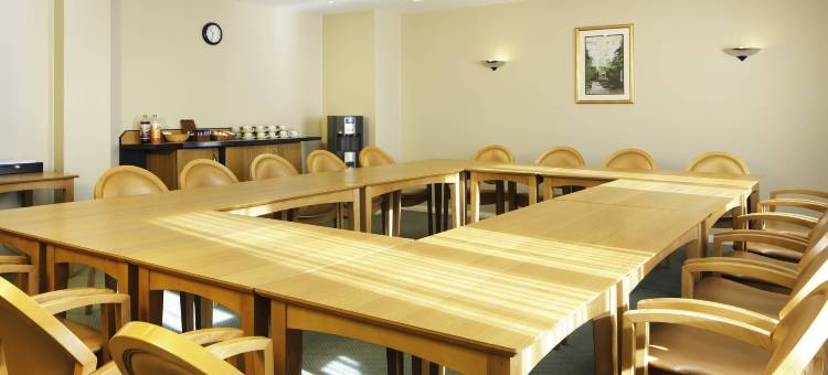 宜必思切斯特菲尔德北部酒店 - 巴尔伯勒店(Ibis Chesterfield North - Barlborough)图片