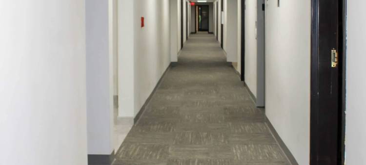 贝滕多夫-阔德城凯隆波因特酒店(Clarion Pointe Bettendorf - Quad Cities)图片