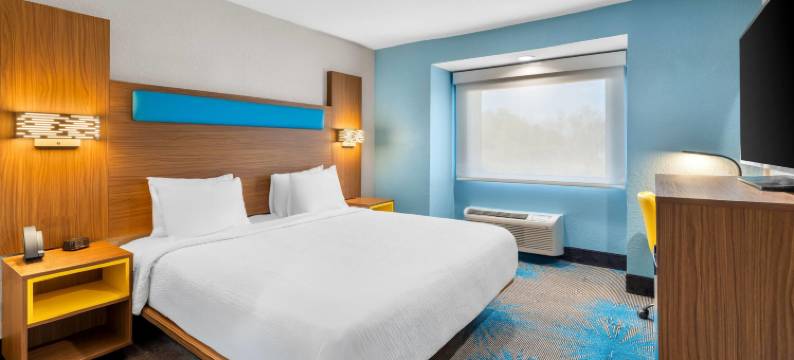 温德姆布兰登露天剧场戴斯酒店及套房(Days Inn & Suites by Wyndham Brandon Amphitheater)图片