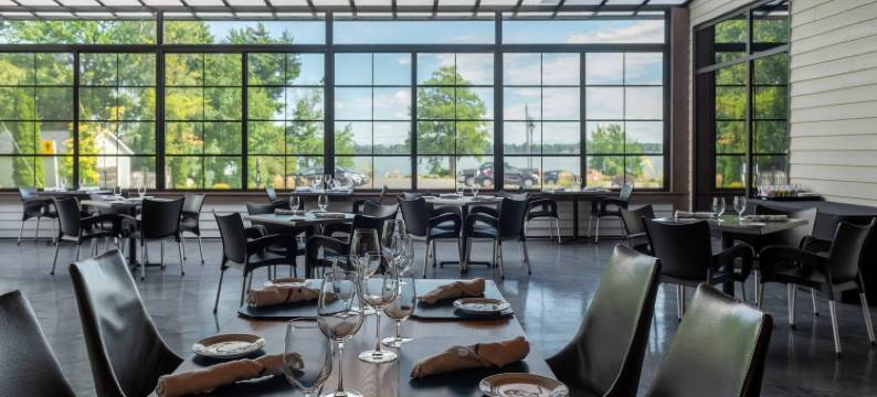 拉卡什杜拉克尚普兰(La Cache du Lac Champlain)图片