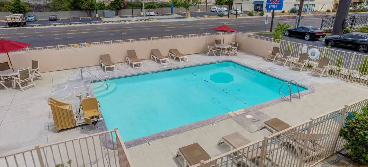 圣贝纳迪诺南6号汽车旅馆(Motel 6 San Bernardino, CA - South)图片