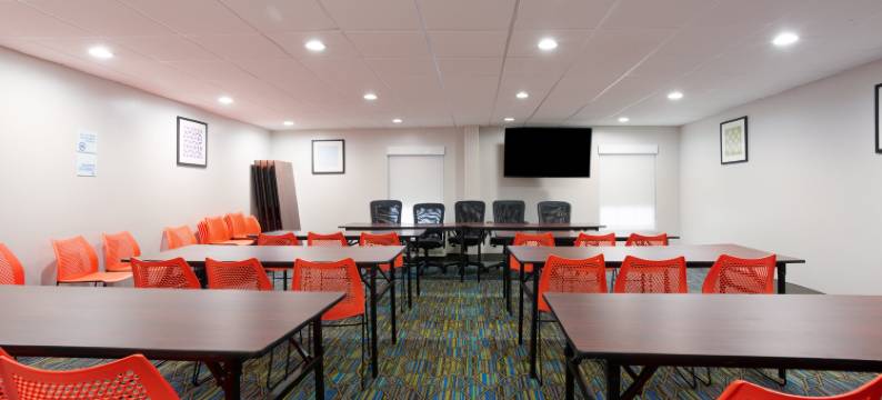 智选假日套房酒店莫尔黑德城(Holiday Inn Express & Suites MOREHEAD CITY by IHG)图片