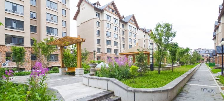 长白山西坡新山门清枫丽舍逸居民宿(天池大道分店)图片
