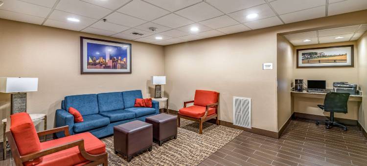 达拉斯西普莱诺凯艺酒店(Quality Inn West Plano - Dallas)图片