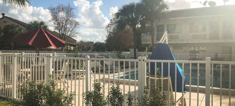 杰克逊维尔橙园6号汽车旅馆(Motel 6 Jacksonville, FL - Orange Park)图片