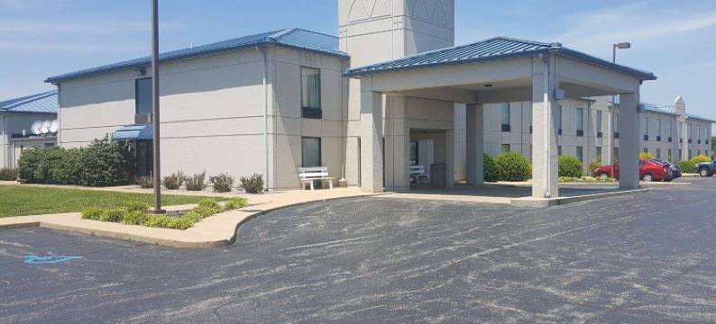 西普兰呗盟套房酒店(Baymont by Wyndham West Plains)图片